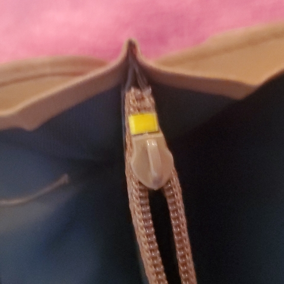 pocketbook - Picture 5 of 8